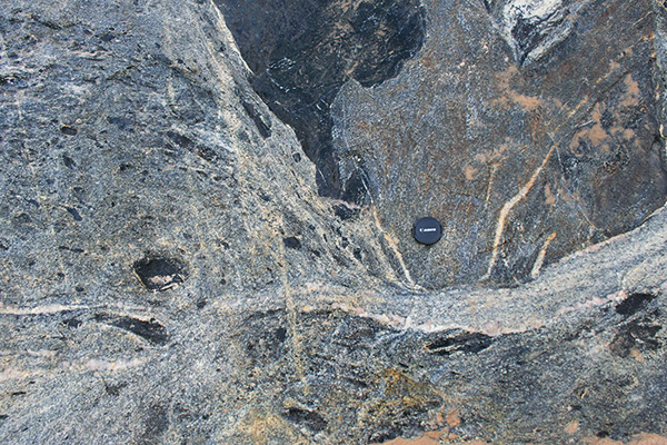 Extraction Dyke, SW end of Praia do Estaleirinho