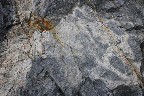 magnetite granite mingling