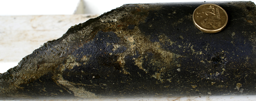 sulfide vein in magnetite skarn